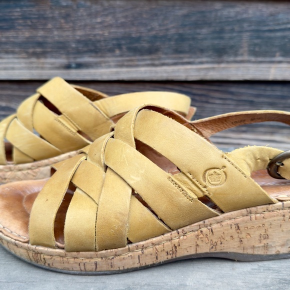 Born Sandals - Picture 3 of 4